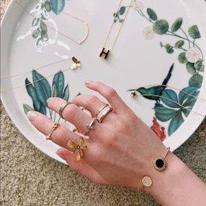 Jewelries from TIFFANY BVLGARI CARTIER HERMES - cleaned - receipt available